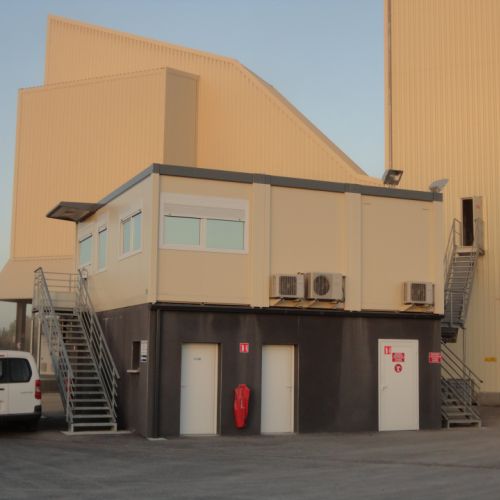 Cabine de contôle et poste de commande CONSTRUCTION MODULAIRE COURANT CONSTRUCTEUR