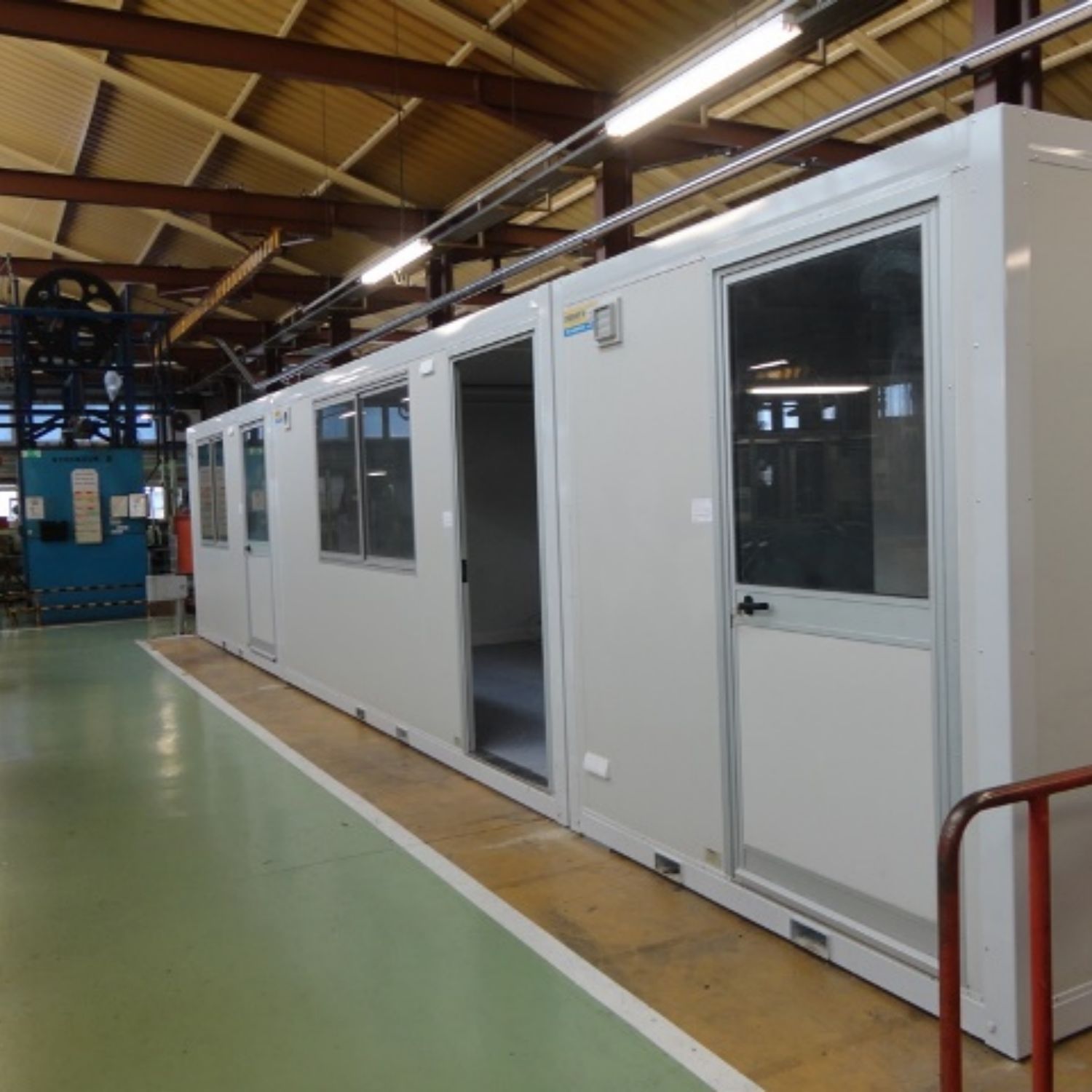 Bureau d'atelier Amilly 45 CONSTRUCTION MODULAIRE COURANT CONSTRUCTEUR