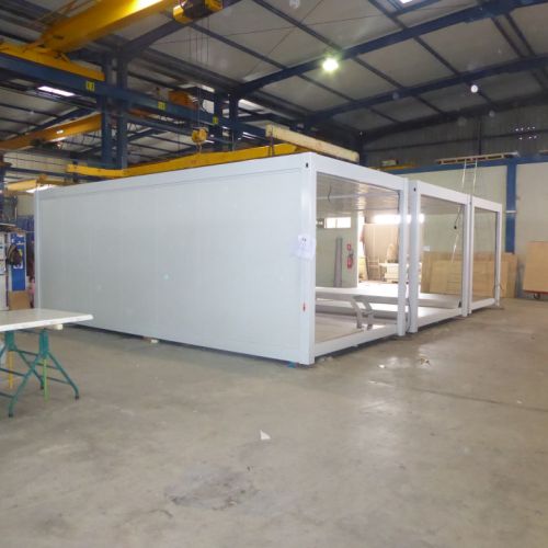 pose des panneaux sandwitch isolés