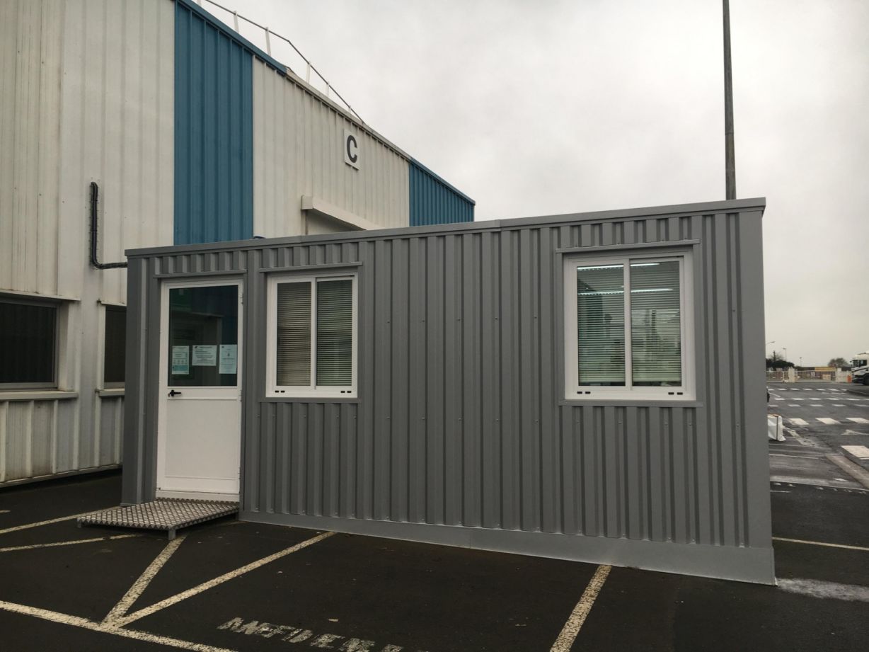 infirmerie réalisée en construction modulaire