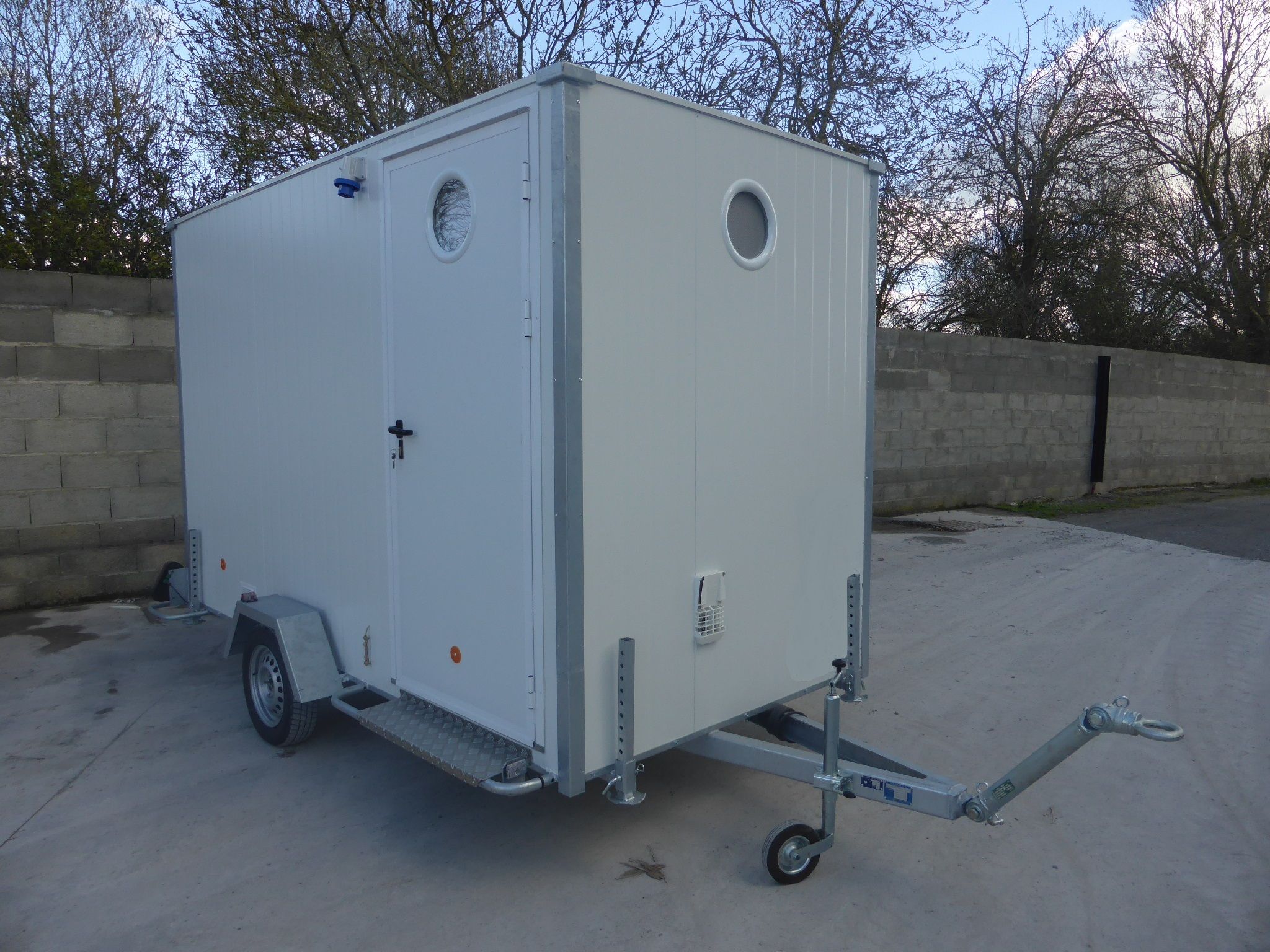 base vie de chantier mobile PTC 750 kg