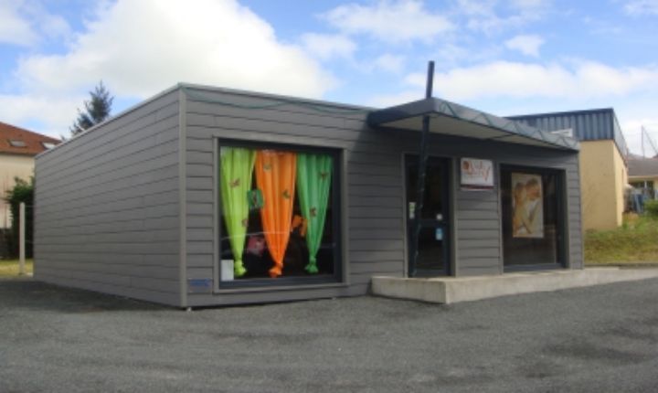 commerce réalisé à partir d'un bâtiment modulaire
